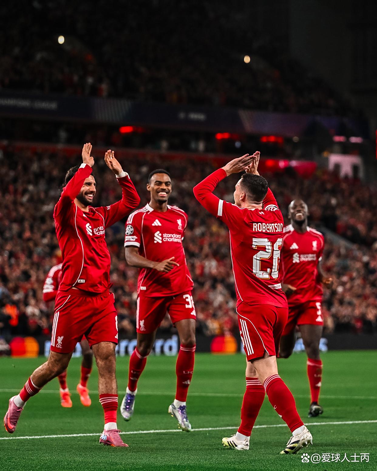 包含萨拉赫赛事官方发布比分优势明显新规，TES争议不断！的词条